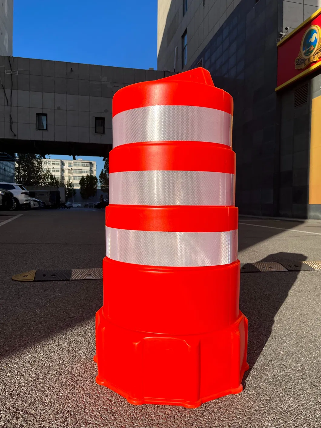 ROADSAFE Venta caliente PE Tambor de tráfico Barril de choque Seguridad vial Barril de advertencia reflectante 2
